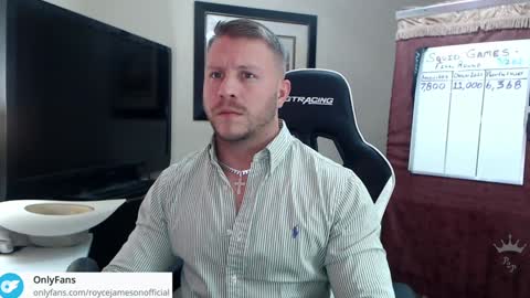 Snapshot of player2pawns chatting on 12/22/24, 02:49 Player online show from 12/22/24, 02:49