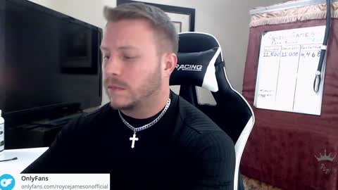 Snapshot of player2pawns chatting on 01/08/25, 03:08 Player online show from 01/08/25, 03:08