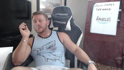 Snapshot of player2pawns chatting on 01/12/25, 11:07 Player online show from 01/12/25, 11:07