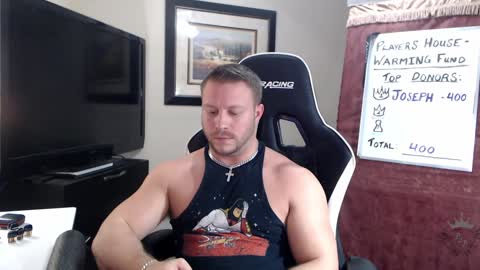 Snapshot of player2pawns chatting on 02/06/25, 02:33 Player online show from 02/06/25, 02:33