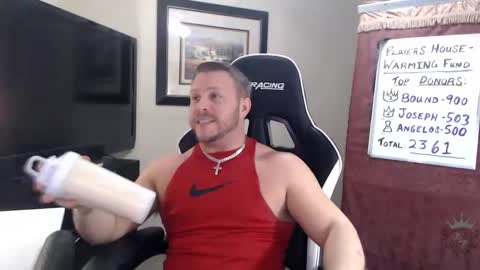 Snapshot of player2pawns chatting on 02/11/25, 04:22 Player online show from 02/11/25, 04:22