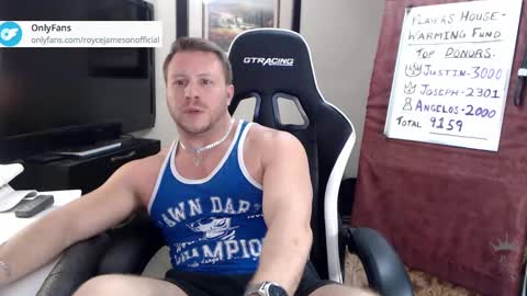 Snapshot of player2pawns chatting on 02/23/25, 09:00 Player online show from 02/23/25, 09:00