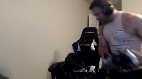 Snapshot of player2pawns chatting on 10/01/25, 12:27 Player online show from 10/01/25, 12:27