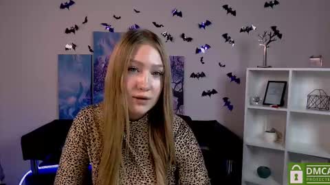 Sophie online show from 12/24/24, 06:17
