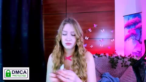 Sophie online show from 12/26/24, 11:10