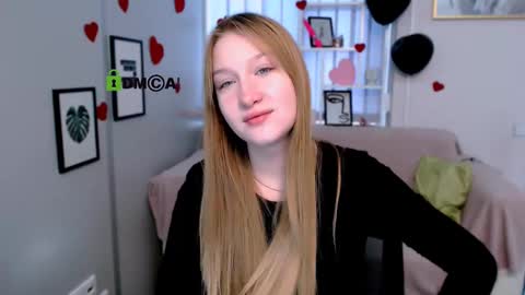 Sophie online show from 02/23/25, 12:37