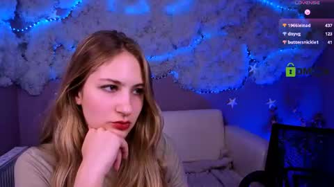 Sophie online show from 06/11/26, 12:32