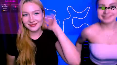 Sophie online show from 06/12/26, 07:35