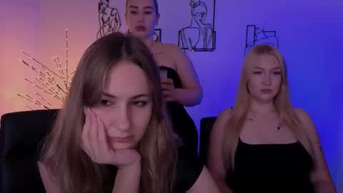 Sophie online show from 07/16/26, 07:09