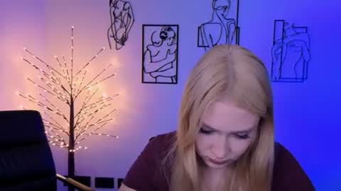 Sophie online show from 07/20/26, 07:16