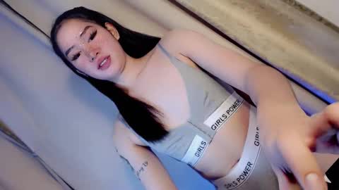 Snapshot of playfulcock69_kate chatting on 10/22/25, 02:01 kate online show from 10/22/25, 02:01