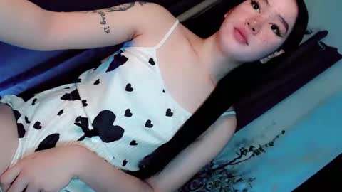 Snapshot of playfulcock69_kate chatting on 05/17/26, 12:41 kate online show from 05/17/26, 12:41