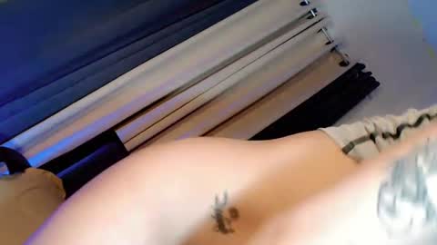 Snapshot of playfulcock69_kate chatting on 07/17/26, 02:51 kate online show from 07/17/26, 02:51