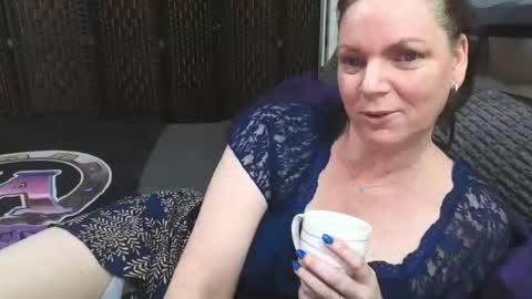 playfulcurvymilf online show from 09/16/25, 12:00
