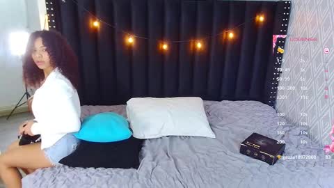 Snapshot of playfuljust_18 chatting on 03/05/25, 02:57 SAMARA online show from 03/05/25, 02:57