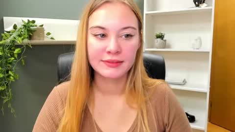 Valeria online show from 01/12/25, 10:56