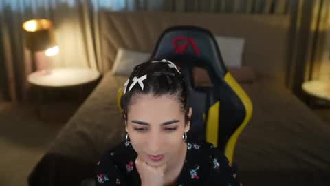 Lana online show from 06/25/26, 10:20