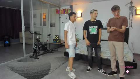 Snapshot of playhardsex chatting on 10/07/25, 11:13 online show from 10/07/25, 11:13