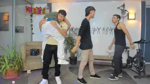 Snapshot of playhardsex chatting on 10/22/25, 11:04 online show from 10/22/25, 11:04