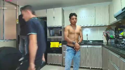   online show from 06/12/26, 09:46