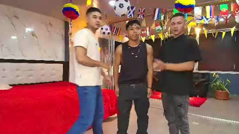   online show from 07/06/26, 09:28