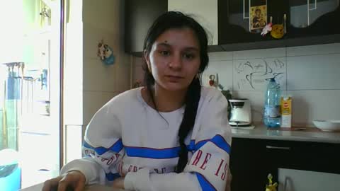 Snapshot of pleas3s_sweet chatting on 03/04/25, 09:51 pleas3s_sweet online show from 03/04/25, 09:51