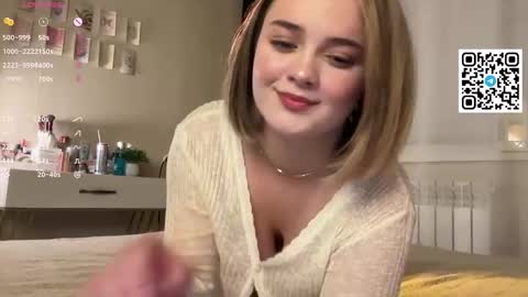 Snapshot of pleasant_fun chatting on 10/03/25, 07:33 Pleasant  My links are just below  online show from 10/03/25, 07:33