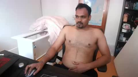 Snapshot of pleasure5845 chatting on 03/01/26, 01:13 Sam online show from 03/01/26, 01:13