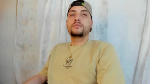 JUAN AND JULI online show from 09/18/25, 09:39