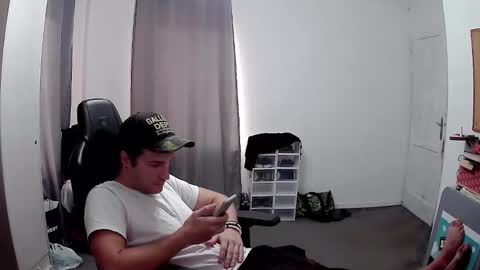 Snapshot of plkrisztian chatting on 10/09/25, 02:59 plkrisztian online show from 10/09/25, 02:59