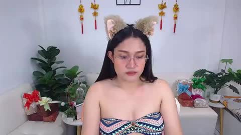 Ploysai online show from 02/07/25, 03:12