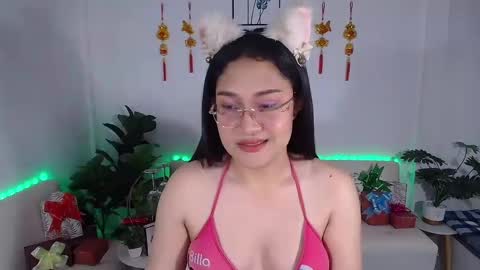 Ploysai online show from 02/25/25, 02:14