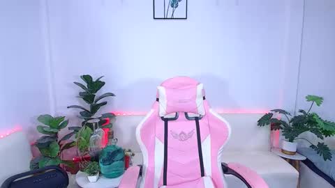 Ploysai online show from 11/09/25, 07:06