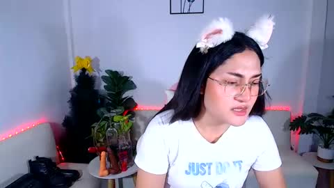 Ploysai online show from 06/11/26, 07:50