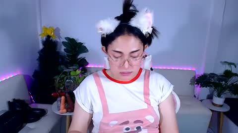 Ploysai online show from 06/16/26, 02:14