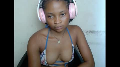 plumnjuicyx online show from 02/25/25, 12:24
