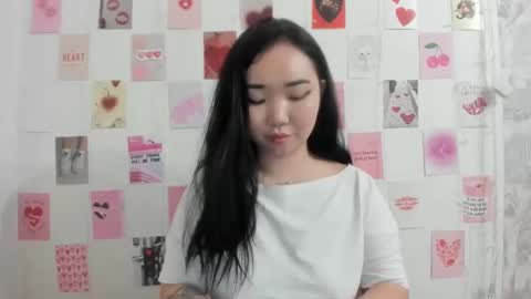 Erica online show from 02/19/25, 01:17