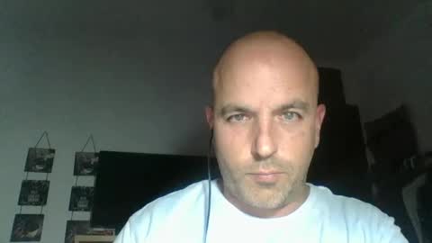 Snapshot of pocoyotop chatting on 01/29/25, 11:04 pocoyotop online show from 01/29/25, 11:04