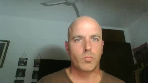 Snapshot of pocoyotop chatting on 03/03/25, 10:42 pocoyotop online show from 03/03/25, 10:42