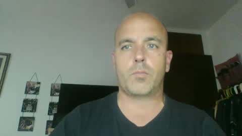 Snapshot of pocoyotop chatting on 03/05/25, 03:29 pocoyotop online show from 03/05/25, 03:29