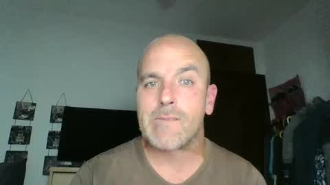 Snapshot of pocoyotop chatting on 03/10/25, 08:34 pocoyotop online show from 03/10/25, 08:34