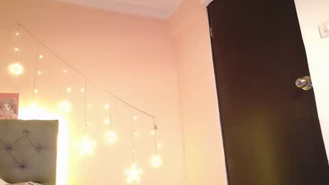  Luna  online show from 02/01/25, 07:44