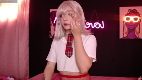  Luna  online show from 11/06/25, 05:03