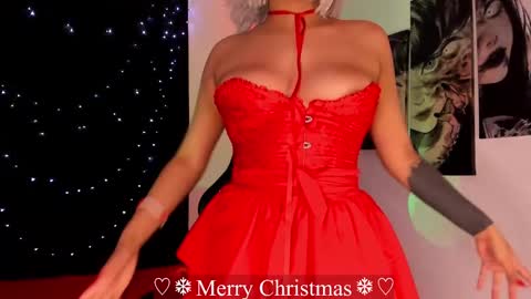Willow                      Hours 12pm to 630pm Colombian time FRIDAY AND SUNDAY FREE DAYS online show from 12/24/24, 05:44