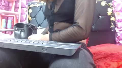 Aleja online show from 10/14/25, 11:55