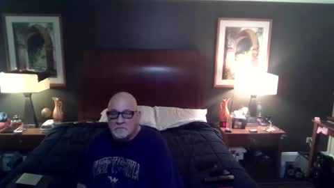 Snapshot of poisonous_venom chatting on 12/17/25, 11:00 Jimmy online show from 12/17/25, 11:00