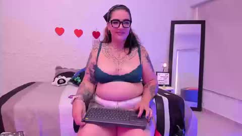 poisson_ivy_ online show from 09/10/25, 08:31