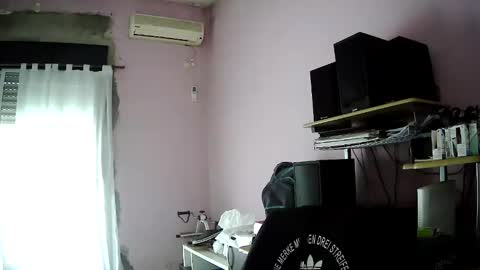 Snapshot of pol22010 chatting on 05/01/26, 05:06 Polako online show from 05/01/26, 05:06