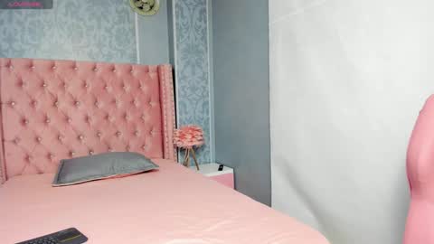 PAOLA or pola online show from 01/13/25, 11:19