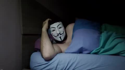 Snapshot of polandlover1 chatting on 12/17/25, 10:27 polandlover1 online show from 12/17/25, 10:27